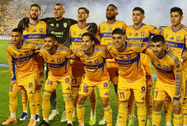 El cuadro inicial que perfila el conjunto felino para estrenarse.