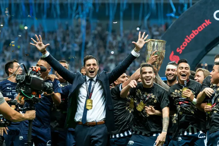 Diego Alonso logró ganar una CONCACAF con Rayados