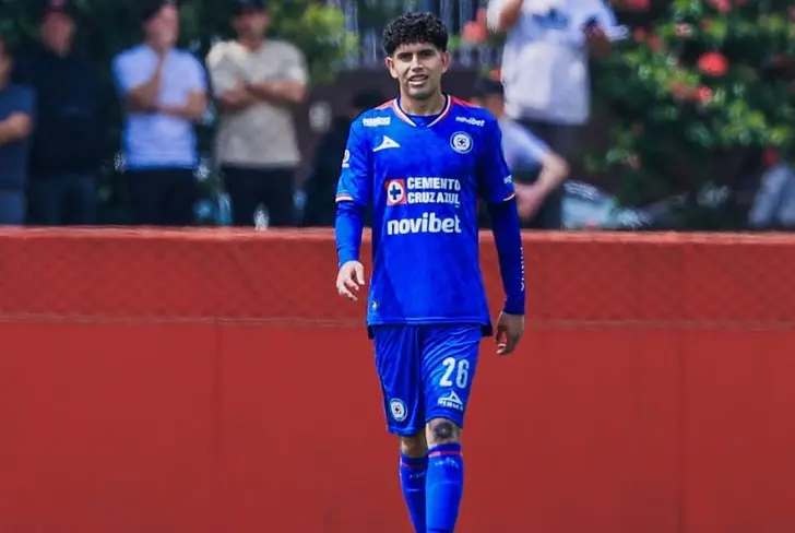 El paso de Vargas por el equipo de Cruz Azul fue sumamente grisáceo.