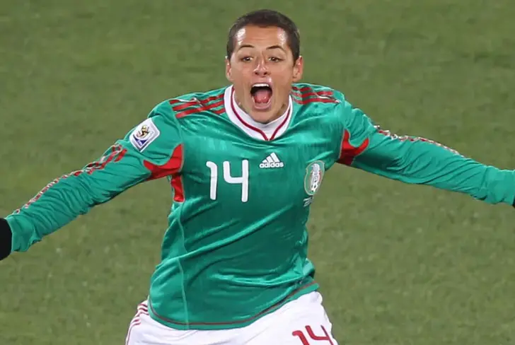 Javier Hernández es el máximo goleador del Tri con 52 goles anotados