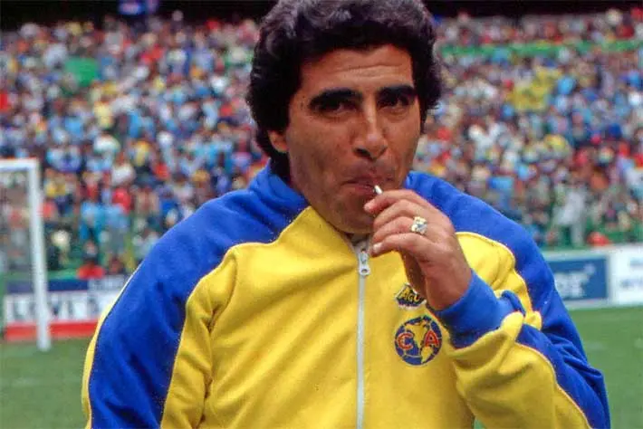 El chileno es uno de los íconos más importantes del equipo crema.