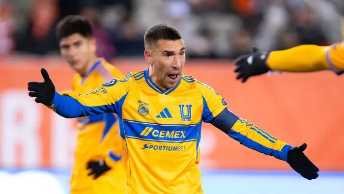 El uruguayo se mostró solidario con su compañero.
