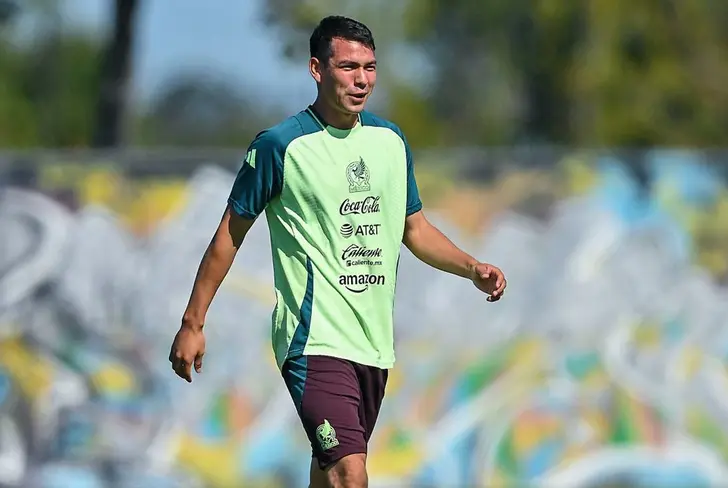 Lozano debe contar con minutos de juego para regresar al Tri