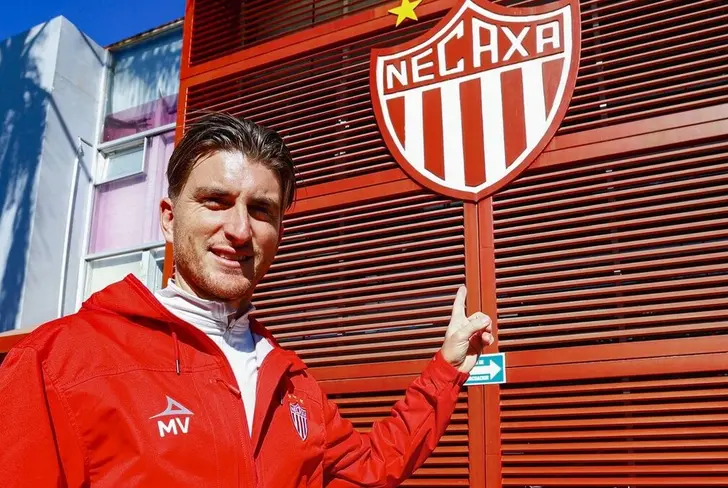 El nuevo entrenador del Necaca, ha tomado postura a la posible llegada del argentino.